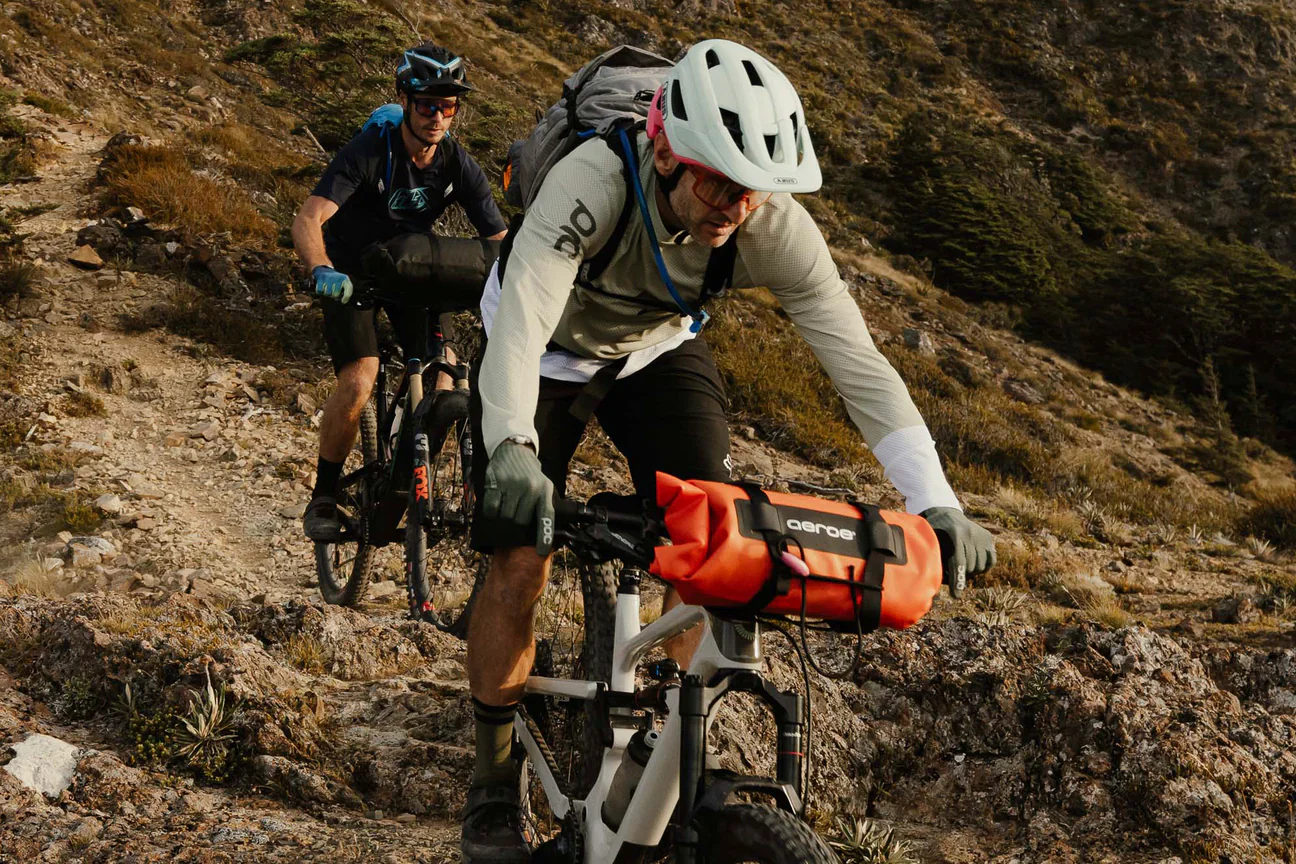 Aeroe Heavy Duty Drybag 12L (BLACK) - Image 10